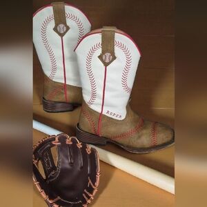 Roper Baseball Stitch Cowboy Boots